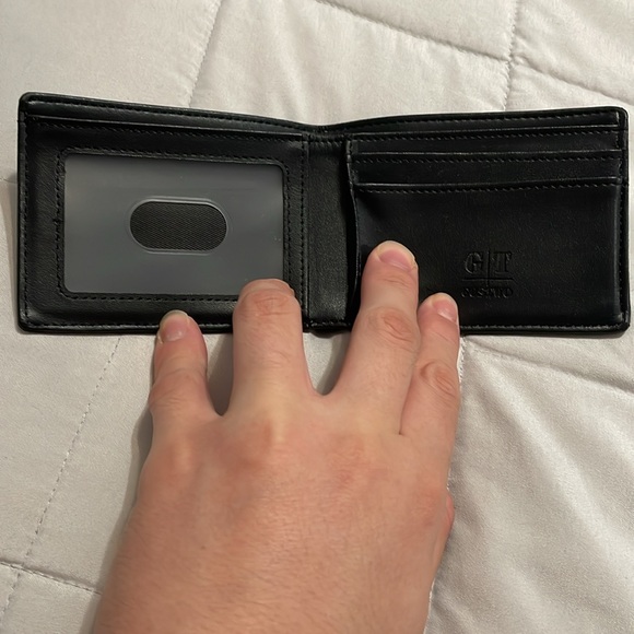Wallet - Picture 2 of 4